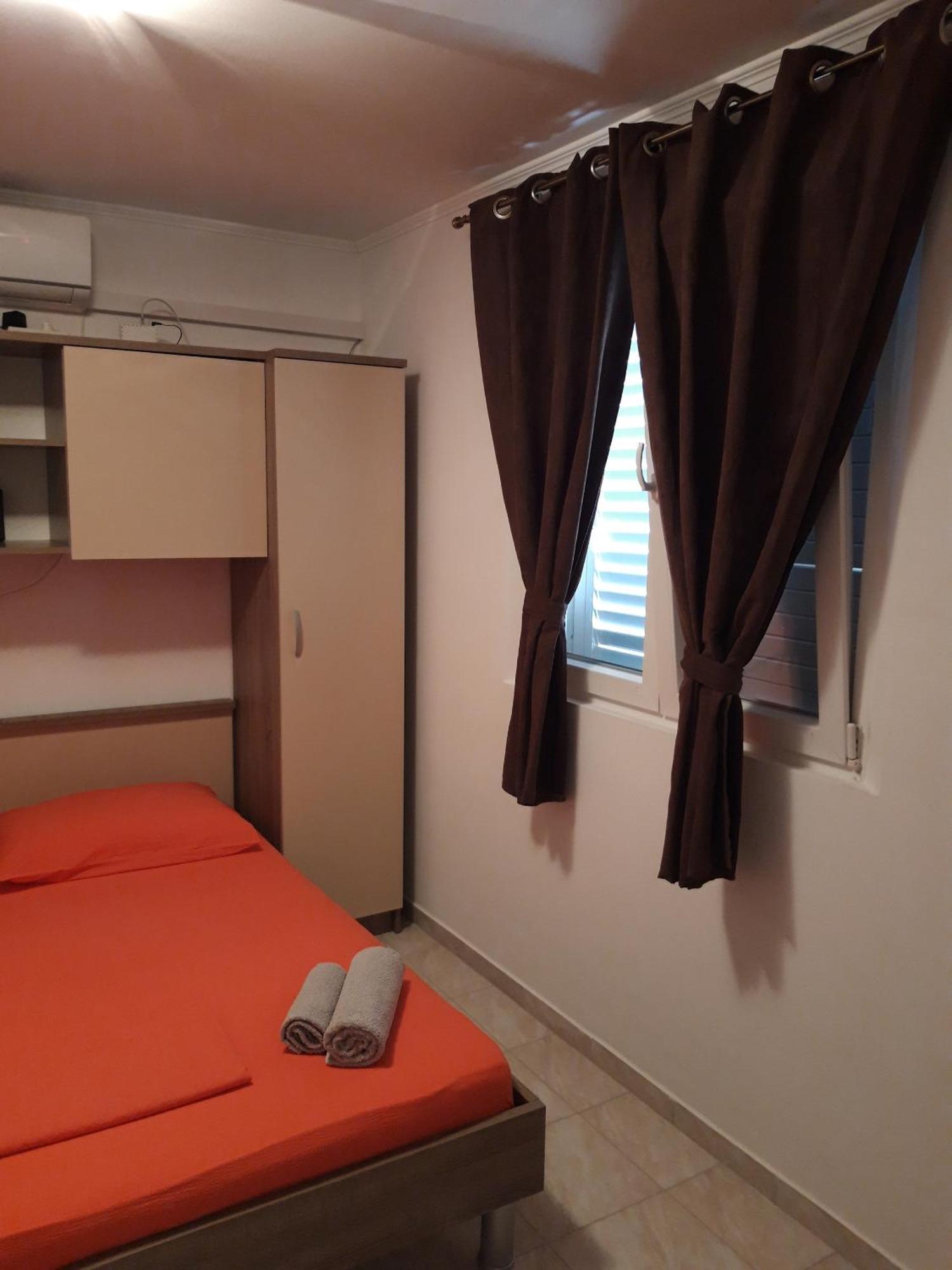 Apartments By The Sea Cove Blaca, Mljet - 4899 Saplunara Rum bild
